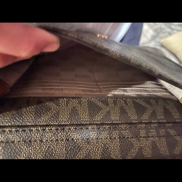Michael Kors Signature Dark Brown Tan Rare in this condition!!!! - Picture 8 of 8